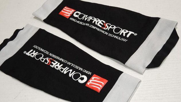 Kompresní návleky CompresSport R2V2 Kompresní návleky CompresSport R2V2