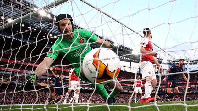 Jediný gól inkasoval Petr Čech v brance Arsenalu po hlavičce Mouctara Diakhabyho z Valencie. Jediný gól inkasoval Petr Čech v brance Arsenalu po hlavičce Mouctara Diakhabyho z Valencie.