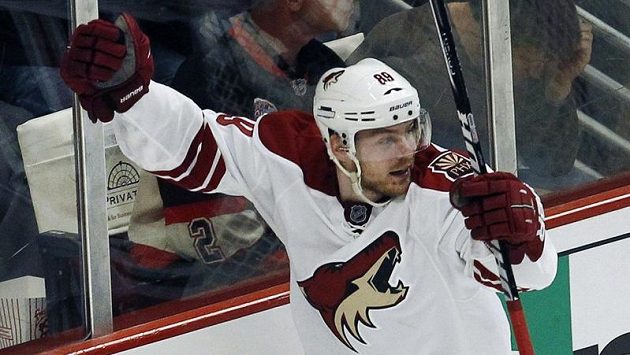 Mikkel Boedker z Phoenixu Coyotes možná posílí Dány na MS. Mikkel Boedker z Phoenixu Coyotes možná posílí Dány na MS.