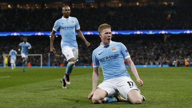 Kevin De Bruyne z Manchesteru City se raduje z gólu proti PSG v odvetě čtvrtfinále Ligy mistrů. Kevin De Bruyne z Manchesteru City se raduje z gólu proti PSG v odvetě čtvrtfinále Ligy mistrů.