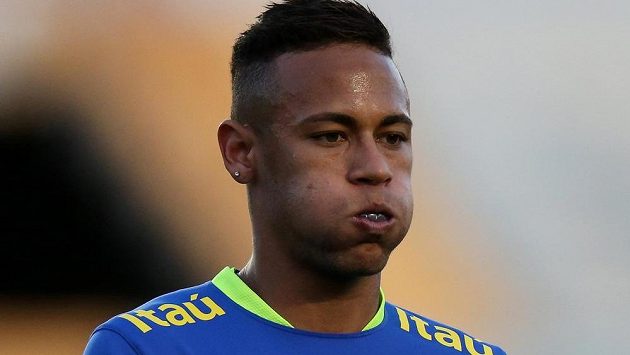 Neymar, hvězda domácího olympijského výběru. Neymar, hvězda domácího olympijského výběru.