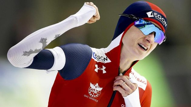 Radost Martiny Sáblíkové po světovém rekordu na 5000 m. Radost Martiny Sáblíkové po světovém rekordu na 5000 m.