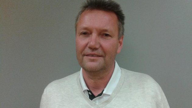 Volejbalový trenér Petr Brom. Volejbalový trenér Petr Brom.