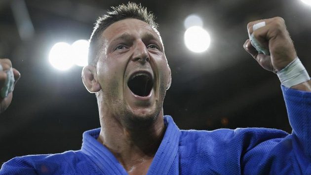 Judista Lukáš Krpálek slaví olympijské zlato. Judista Lukáš Krpálek slaví olympijské zlato.