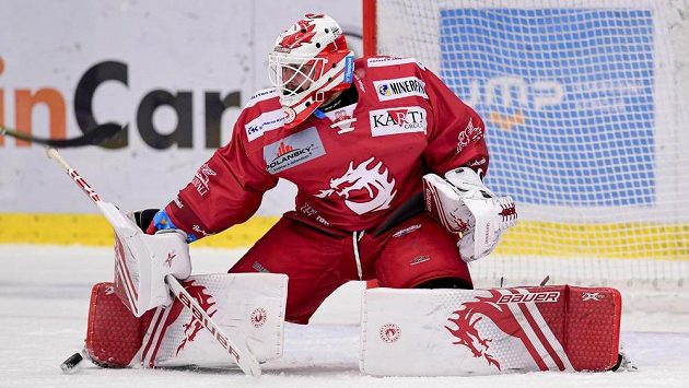Brankář Třince Patrik Bartošák. Brankář Třince Patrik Bartošák.