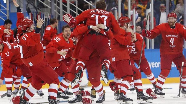 Sborná slaví olympijské zlato. Ve finále vyhrála nad Německem. Sborná slaví olympijské zlato. Ve finále vyhrála nad Německem.