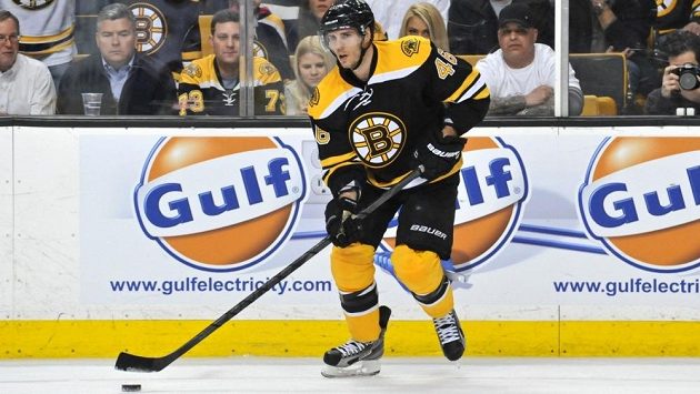 David Krejčí táhl Boston k výhře v úvodním utkání 1. kola play off s Torontem. David Krejčí táhl Boston k výhře v úvodním utkání 1. kola play off s Torontem.
