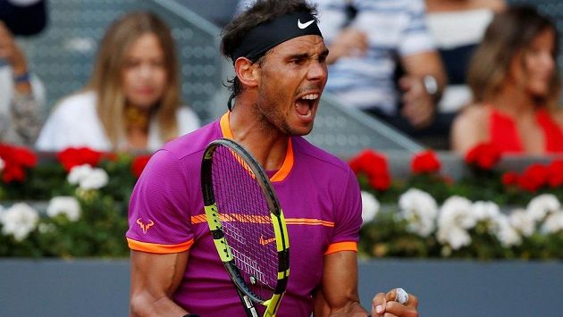 Rafael Nadal ve finále turnaje v Madridu, kde nastoupil proti Rakušanovi Dominiku Thiemovi. Rafael Nadal ve finále turnaje v Madridu, kde nastoupil proti Rakušanovi Dominiku Thiemovi.