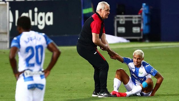 Javier Aguirre uprostřed v sestupujícím týmu Leganés skončil. Javier Aguirre uprostřed v sestupujícím týmu Leganés skončil.