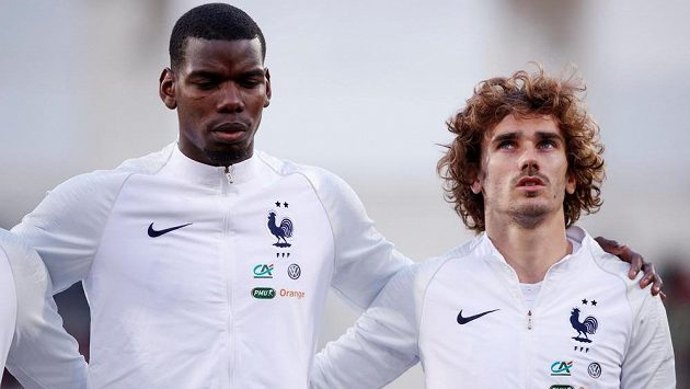 Francouzský reprezentant Paul Pogba se nechal slyšet, že by rád odešel z Manchesteru United. Zájem o jeho služby mají Real Madrid a Juventus, kde již v minulosti působil. Francouzský reprezentant Paul Pogba se nechal slyšet, že by rád odešel z Manchesteru United. Zájem o jeho služby mají Real Madrid a Juventus, kde již v minulosti působil.