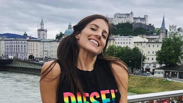 Julia Dujmovitsová Julia Dujmovitsová