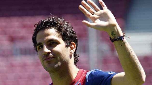 Cesc Fábregas na archivním snímku v dresu Barcelony Cesc Fábregas na archivním snímku v dresu Barcelony