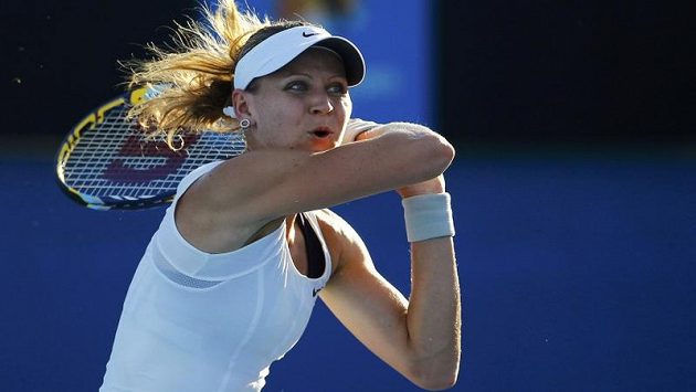 Lucie Šafářová postoupila v Paříži do čtvrtfinále. Lucie Šafářová postoupila v Paříži do čtvrtfinále.