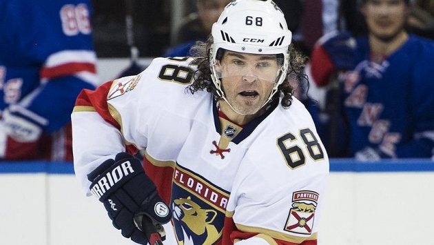 Jaromír Jágr v nedělním utkání NHL proti New York Rangers. Jaromír Jágr v nedělním utkání NHL proti New York Rangers.