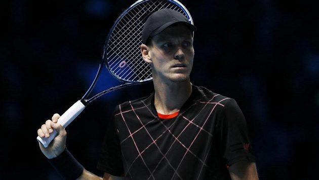 Rozmrzelý Tomáš Berdych po prohře na Turnaji mistrů. Rozmrzelý Tomáš Berdych po prohře na Turnaji mistrů.