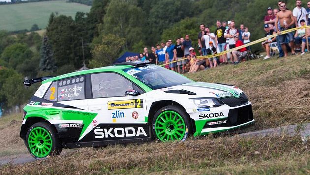 Jan Kopecký, Pavel Dresler během rychlostní zkoušky Biskupice na 47. ročníku Barum rallye Zlín. Jan Kopecký, Pavel Dresler během rychlostní zkoušky Biskupice na 47. ročníku Barum rallye Zlín.