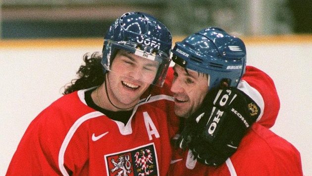 Hrdinové naganského turnaje Jaromír Jágr a Petr Svoboda Hrdinové naganského turnaje Jaromír Jágr a Petr Svoboda