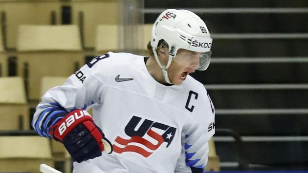 Američan Patrick Kane se raduje z gólu proti Norsku. Američan Patrick Kane se raduje z gólu proti Norsku.