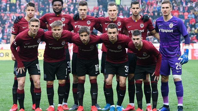 Mužstvo Sparty před derby na Slavii. Mužstvo Sparty před derby na Slavii.