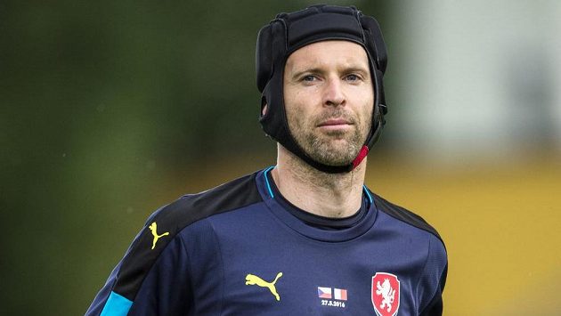 Brankář Petr Čech nastoupil proti Maltě k rekordnímu 119. mezistátnímu utkání. Brankář Petr Čech nastoupil proti Maltě k rekordnímu 119. mezistátnímu utkání.