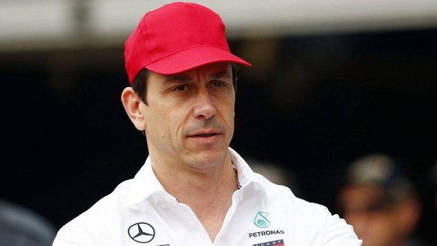 Šéf Mercedesu Toto Wolff. Šéf Mercedesu Toto Wolff.