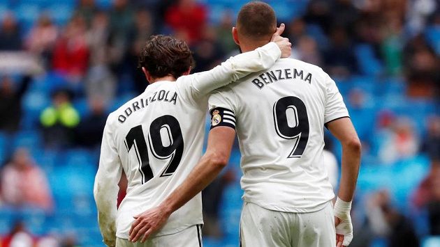 Karim Benzema a Alvaro Odriozola z Realu. Karim Benzema a Alvaro Odriozola z Realu.