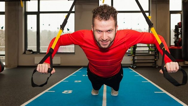 Ramena jsou důležitá i pro běžce. Nečekejte, až vás o tom přesvědčí věk! Ramena jsou důležitá i pro běžce. Nečekejte, až vás o tom přesvědčí věk!