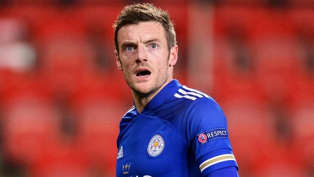 Kanonýr Leicesteru Jamie Vardy bude mít v ofenzivě nového parťáka. Fotbalisty Leicesteru City posílí nejlepší střelec uplynulého ročníku rakouské ligy Patson Daka. Kanonýr Leicesteru Jamie Vardy bude mít v ofenzivě nového parťáka. Fotbalisty Leicesteru City posílí nejlepší střelec uplynulého ročníku rakouské ligy Patson Daka.