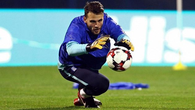 Řecký brankář Orestis Karnezis na tréninku. Řecký brankář Orestis Karnezis na tréninku.