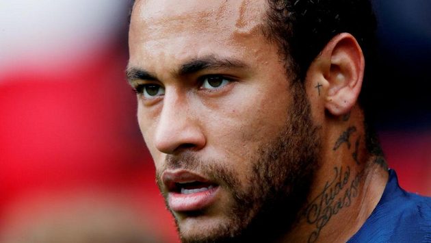 Brazilec Neymar má další velký problém. Brazilec Neymar má další velký problém.