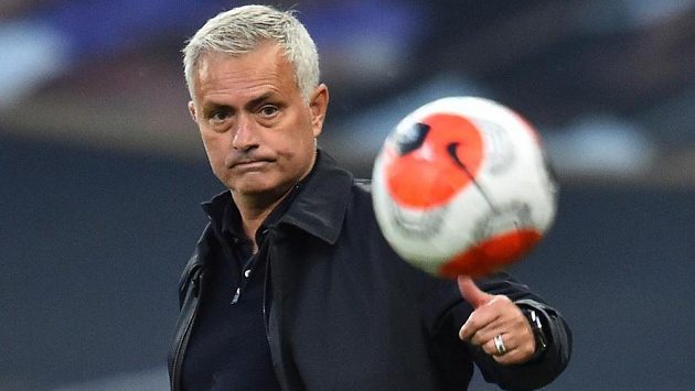 Manažer Tottenhamu José Mourinho. Manažer Tottenhamu José Mourinho.