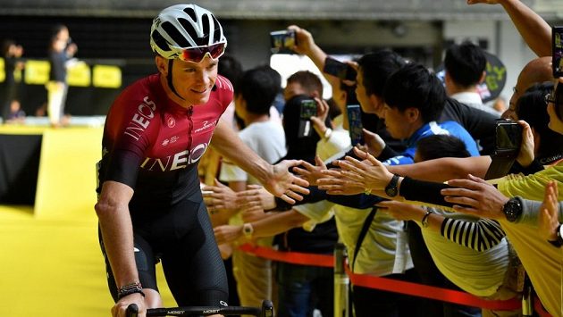 Chris Froome při týmové časovce. Chris Froome při týmové časovce.