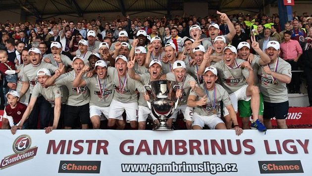Fotbalisté Sparty byli v roce 2014 mistry Gambrinus ligy. Pivovar návrat neplánuje... Fotbalisté Sparty byli v roce 2014 mistry Gambrinus ligy. Pivovar návrat neplánuje...