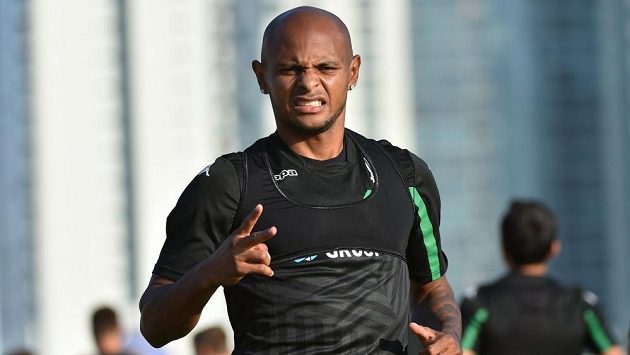 Brazilec Ari na soustředění v Emirátech. Brazilec Ari na soustředění v Emirátech.