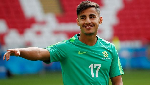 Australský záložník Daniel Arzani je v hledáčku pražské Slavie. Australský záložník Daniel Arzani je v hledáčku pražské Slavie.