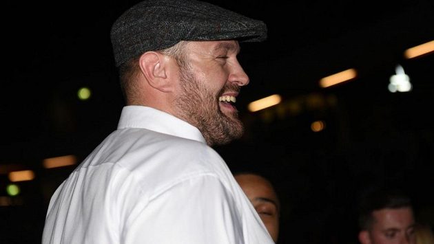 Kus chlapa, to je boxer Tyson fury. Kus chlapa, to je boxer Tyson fury.