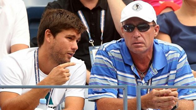 Ivan Lendl (vpravo) bude sledovat finále Davis Cupu na vlastní oči. Ivan Lendl (vpravo) bude sledovat finále Davis Cupu na vlastní oči.