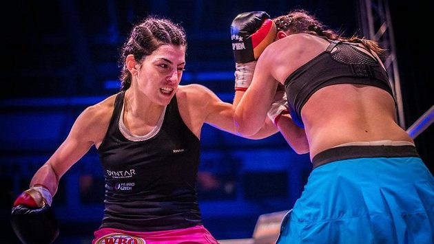 Boxerka Lucie Sedláčková v akci. Boxerka Lucie Sedláčková v akci.