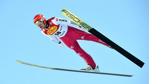 Němec Eric Frenzel vyhrál závod Světového poháru sdruženářů v Seefeldu. Němec Eric Frenzel vyhrál závod Světového poháru sdruženářů v Seefeldu.
