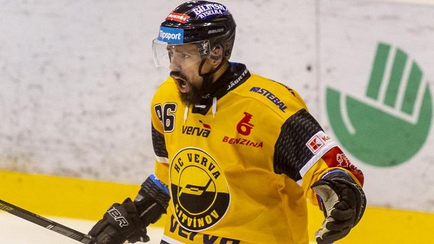 Richard Jarůšek z Litvínova se raduje z gólu v utkání proti Kladnu. Richard Jarůšek z Litvínova se raduje z gólu v utkání proti Kladnu.