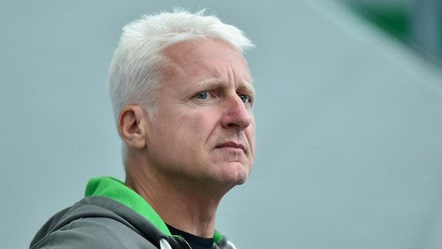 Trenér Marian Jelínek (na snímku z 9. srpna) končí na střídačce hokejistů extraligové Mladé Boleslavi. Trenér Marian Jelínek (na snímku z 9. srpna) končí na střídačce hokejistů extraligové Mladé Boleslavi.