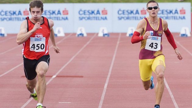 Zdeněk Stromšík (vlevo) porazil v Táboře na mistrovství ČR na stovce i Pavla Masláka. Zdeněk Stromšík (vlevo) porazil v Táboře na mistrovství ČR na stovce i Pavla Masláka.