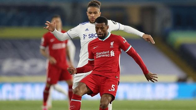 Liverpoolský fotbalista Georginio Wijnaldum v akci během utkání s Leedsem v Premier League. Ilustrační foto. Liverpoolský fotbalista Georginio Wijnaldum v akci během utkání s Leedsem v Premier League. Ilustrační foto.