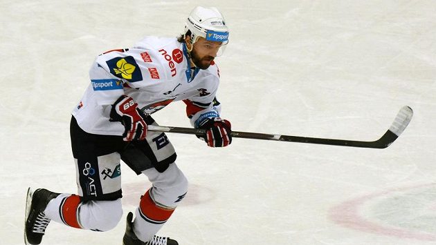 Brett Skinner z Chomutova v utkání s Olomoucí. Brett Skinner z Chomutova v utkání s Olomoucí.
