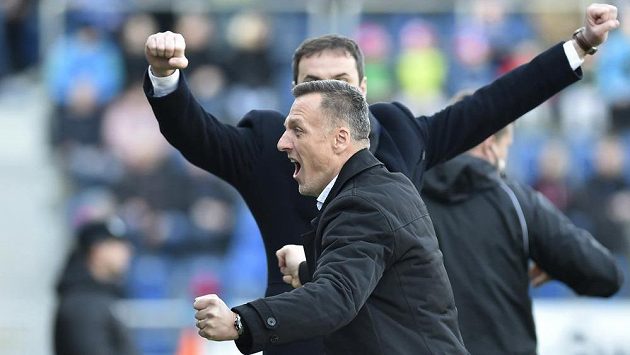 Trenér Ostravy Luboš Kozel má za sebou vítěznou premiéru na lavičce Baníku v nejvyšší soutěži. Trenér Ostravy Luboš Kozel má za sebou vítěznou premiéru na lavičce Baníku v nejvyšší soutěži.