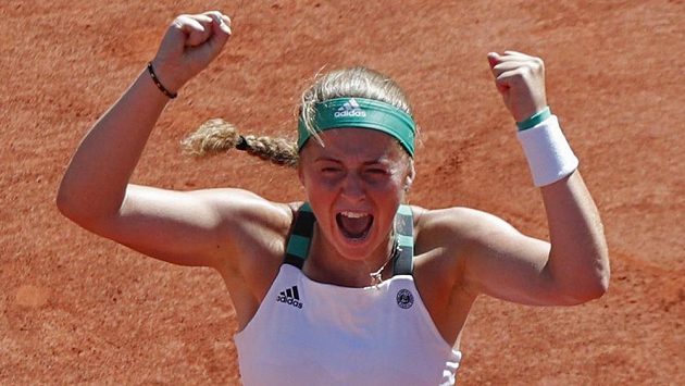 Největším překvapením se na French Open stala teprve dvacetiletá Jelena Ostapenková, která vyhrála ženskou dvouhru. Největším překvapením se na French Open stala teprve dvacetiletá Jelena Ostapenková, která vyhrála ženskou dvouhru.