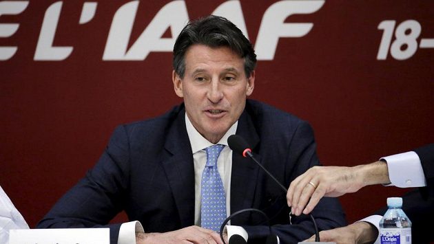 Nový šéf IIAF Sebastian Coe na kongresu v Pekingu. Nový šéf IIAF Sebastian Coe na kongresu v Pekingu.