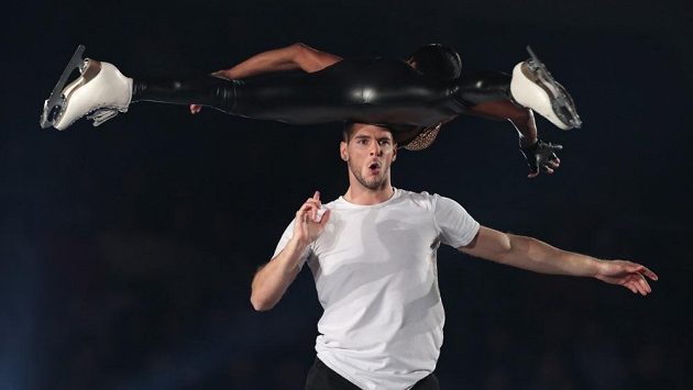 Krasobruslař Morgan Cipres, který loni s Vanessou Jamesovou triumfoval na mistrovství Evropy v kategorii sportovních dvojic, čelí nařčení ze sexuálního obtěžování. Krasobruslař Morgan Cipres, který loni s Vanessou Jamesovou triumfoval na mistrovství Evropy v kategorii sportovních dvojic, čelí nařčení ze sexuálního obtěžování.