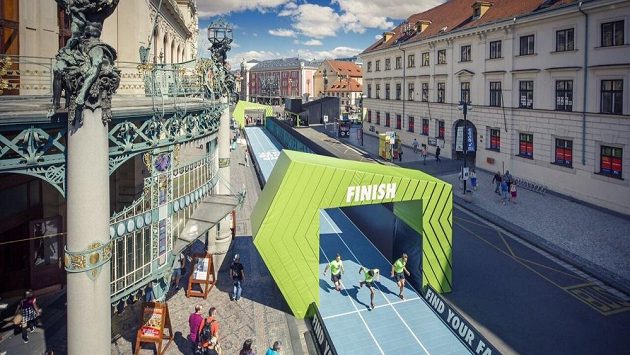 Parádní příležitost zaběhat si na exkluzivních místech metropole. Parádní příležitost zaběhat si na exkluzivních místech metropole.