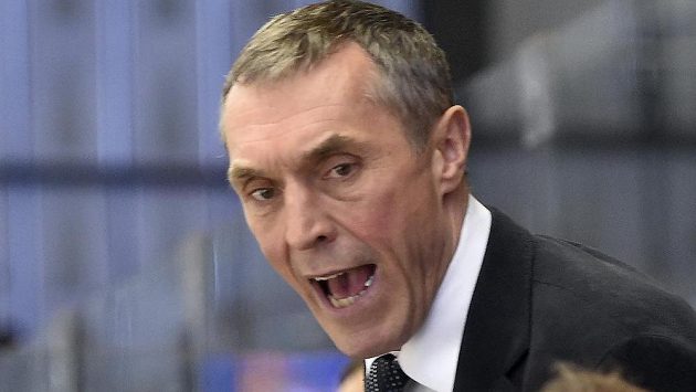 Trenér Karlových Varů Jan Tlačil. Trenér Karlových Varů Jan Tlačil.